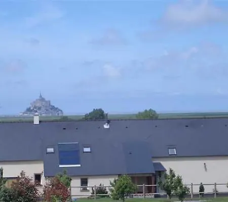 Le Moulin De La Butte Oda ve Kahvaltı