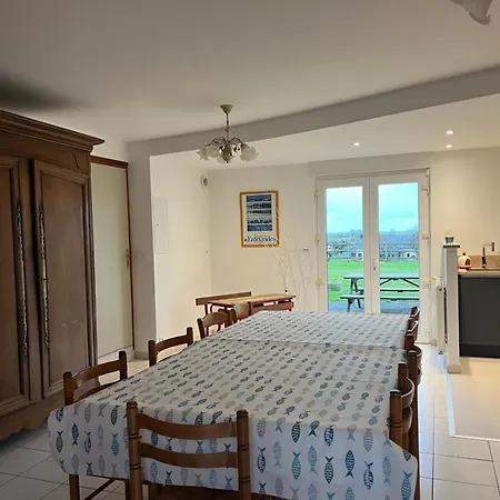 Le Moulin De La Butte Oda ve Kahvaltı